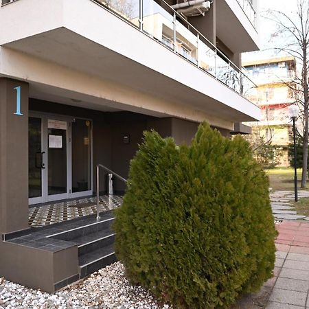 Welcome To Bucharest Airport Residences & Therme-Self Check-In Otopeni Εξωτερικό φωτογραφία